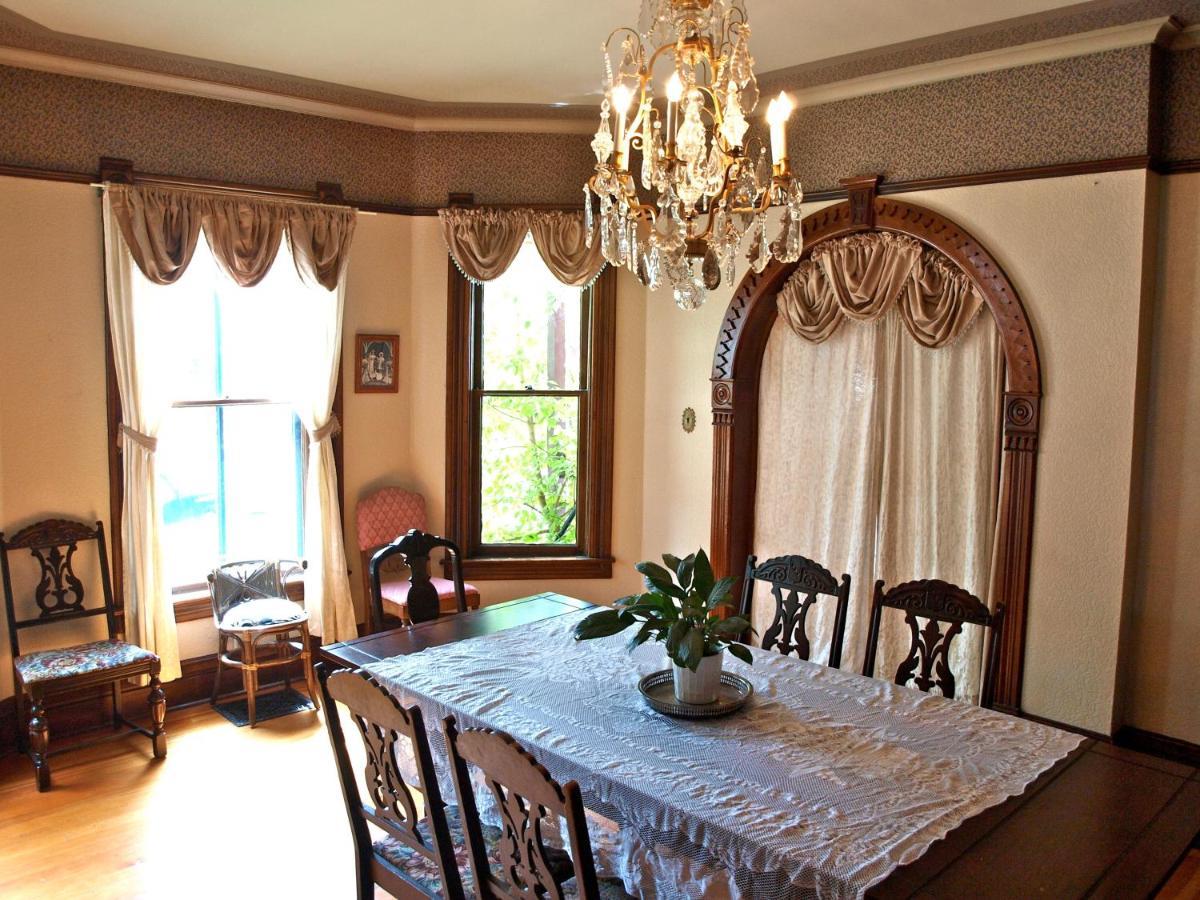 Bed & Breakfast Holten Heritage House