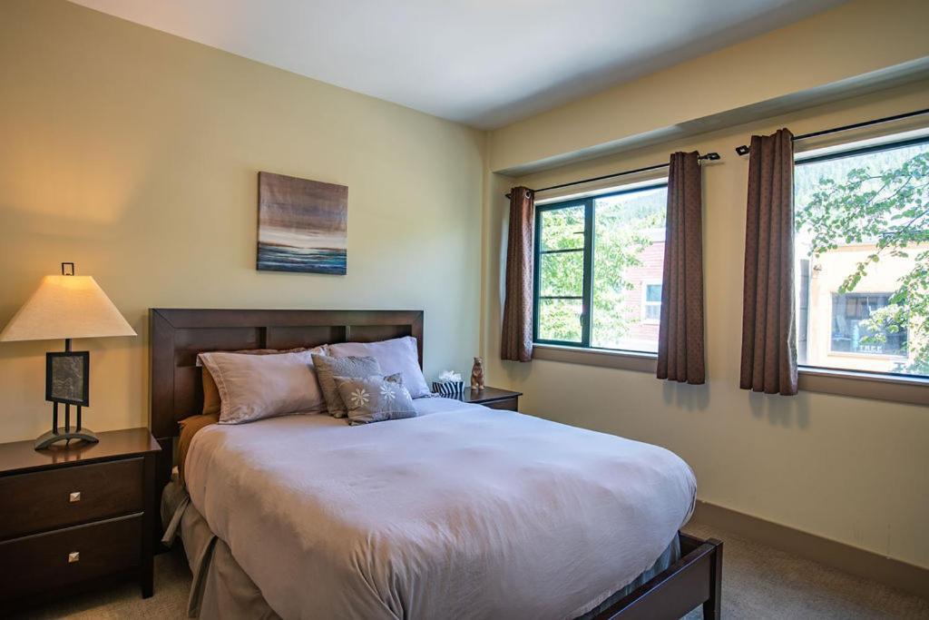Apartment Selkirk Snug By Vacations *