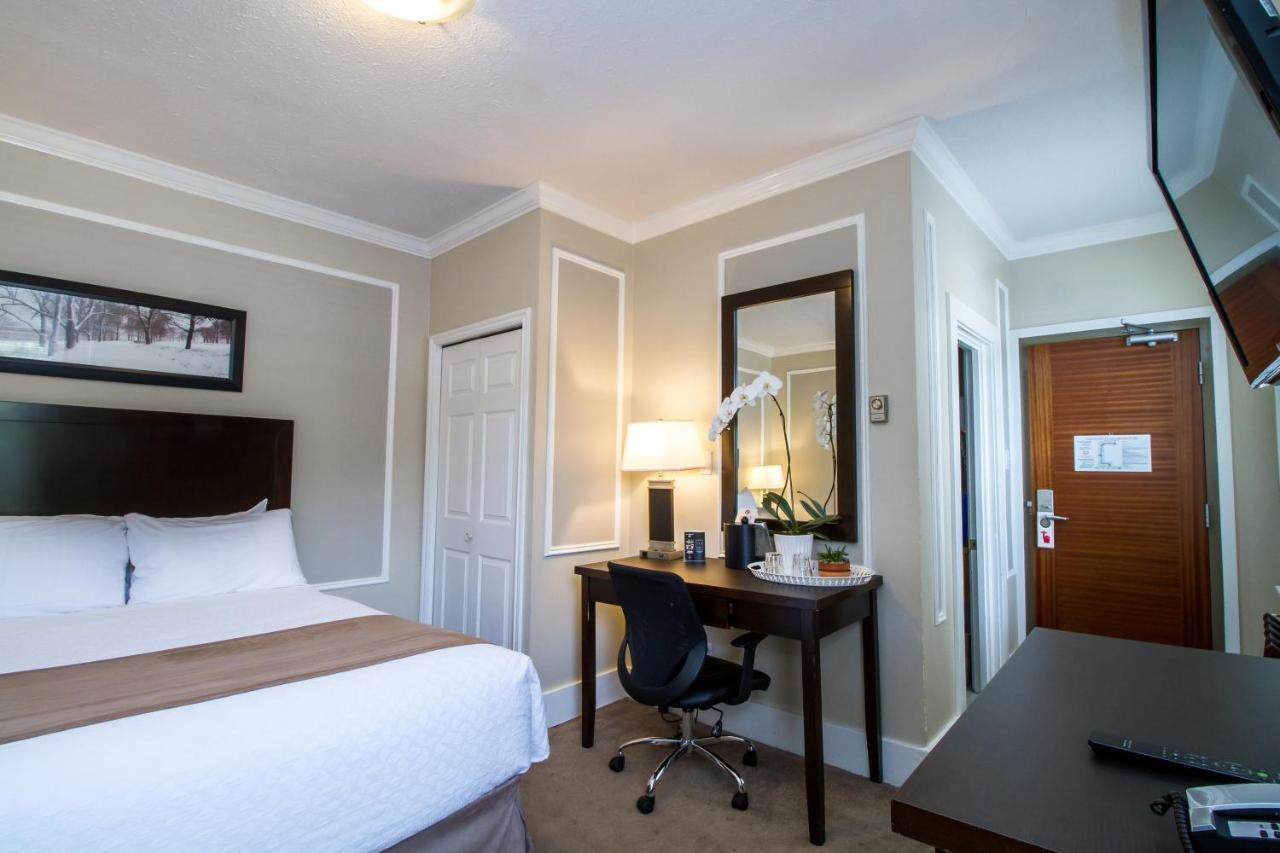 Regent Hotel 4*