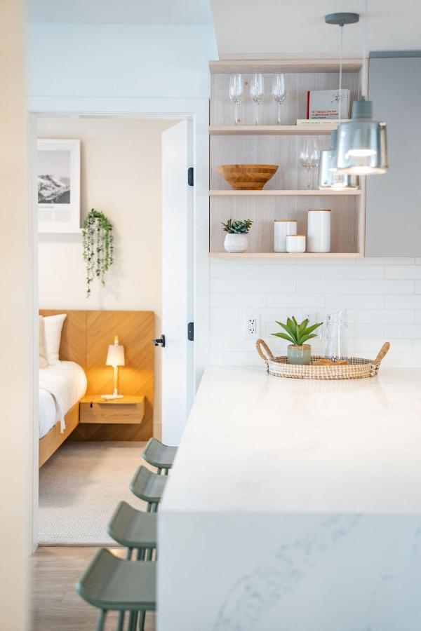 Adanac By Vacations Apartment