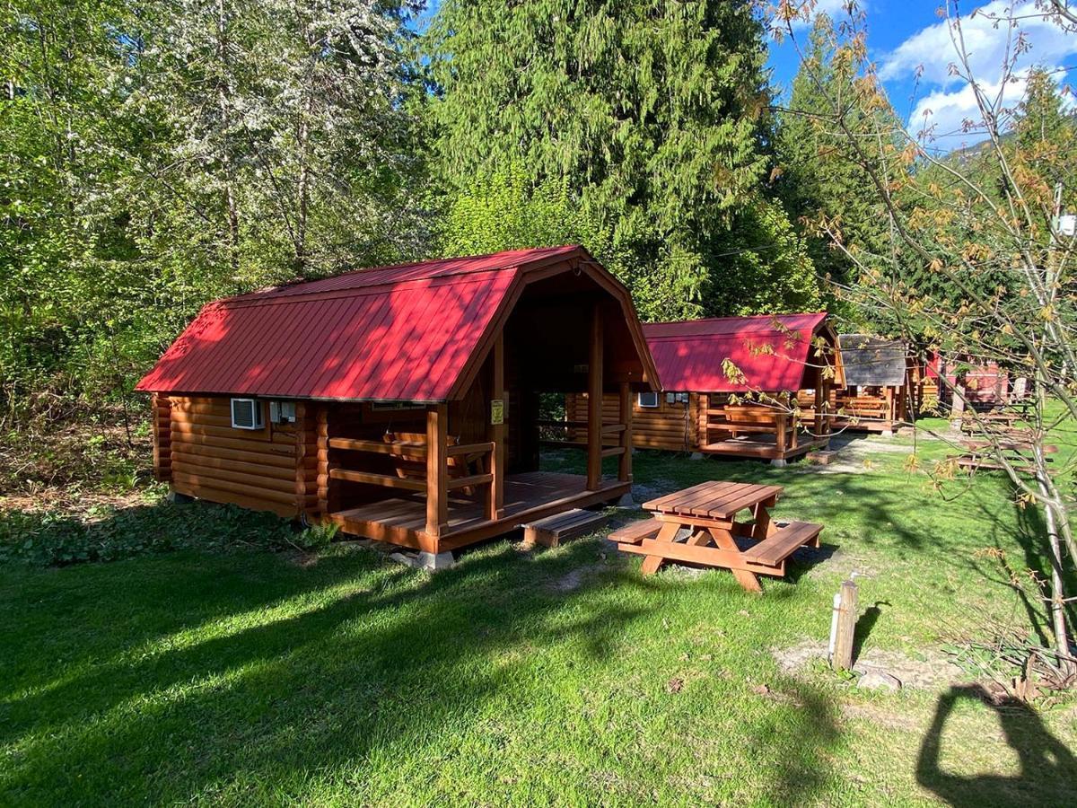 Rv & Cabin Holiday home *