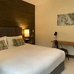 Eagle Pass Lodge