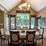 Mountain Gateway By Revelstoke Vacations