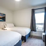 Rendezview By Revelstoke Vacations