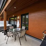Rendezview By Revelstoke Vacations