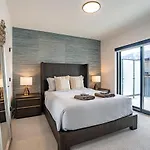 Mountain Revelation - Stunning Condo In Revelstoke