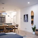 Le Refuge - Revelstoke Condo With Hot Tub
