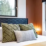 Hemlock Hangout By Revelstoke Vacations