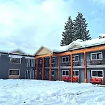 Alpine Inn & Suites