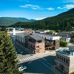 Basecamp Suites Revelstoke
