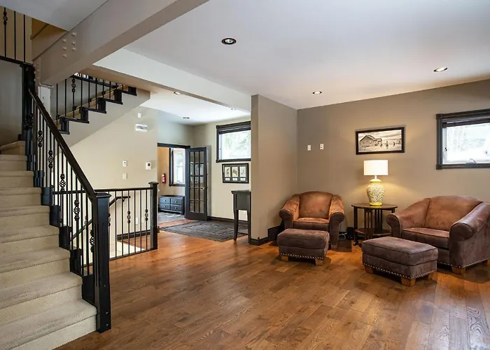 Mountain Gateway By Revelstoke Vacations