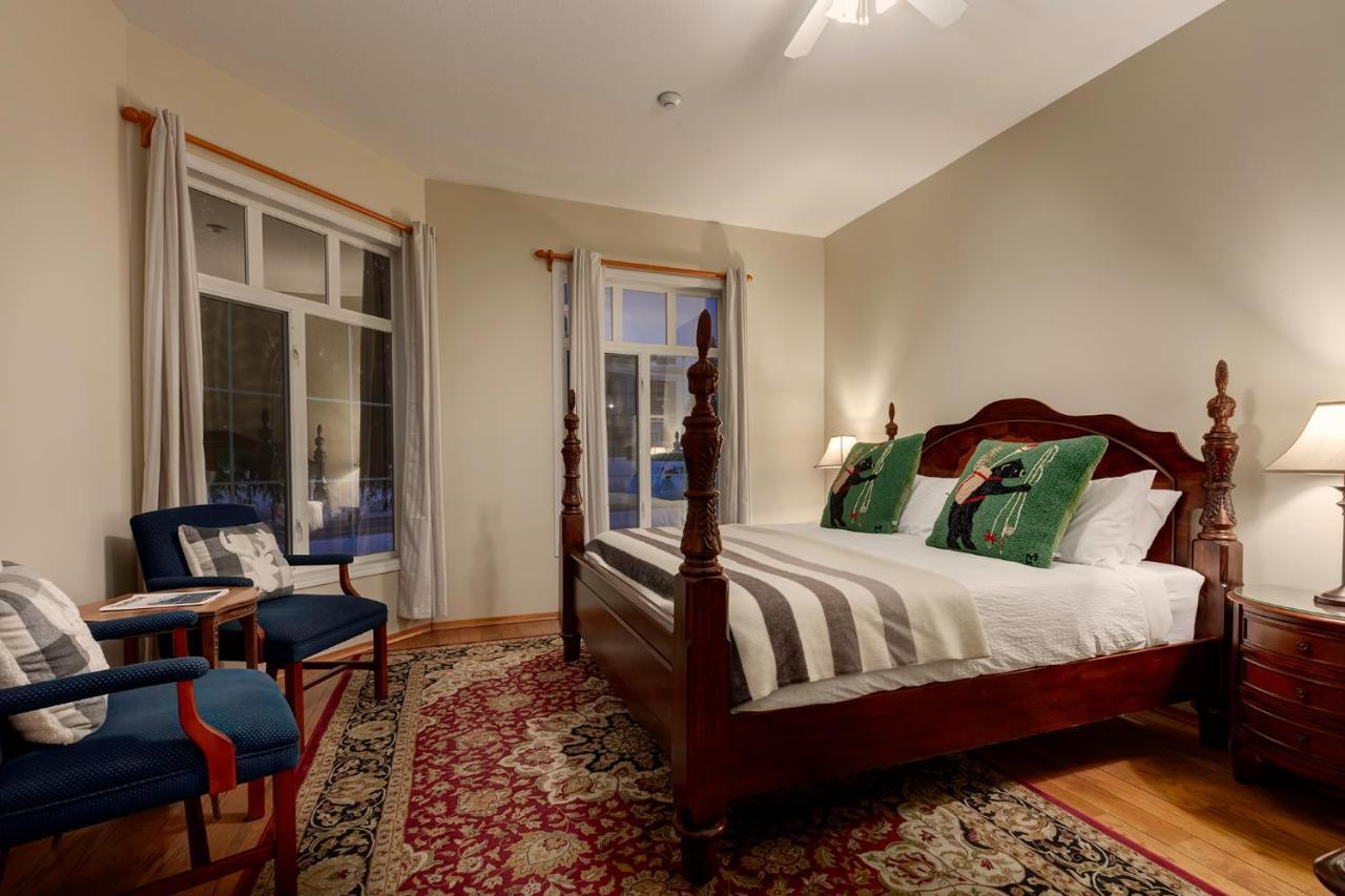 Courthouse Hotel Revelstoke