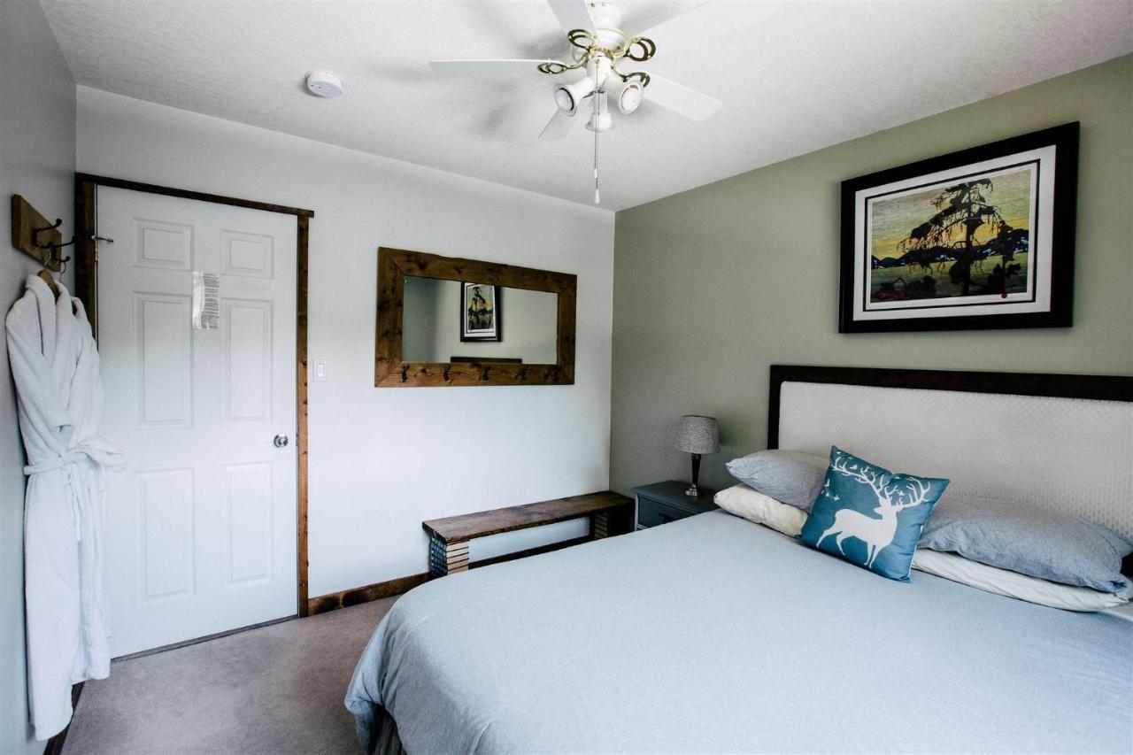 Alpenrose Revelstoke Bed & Breakfast Revelstoke