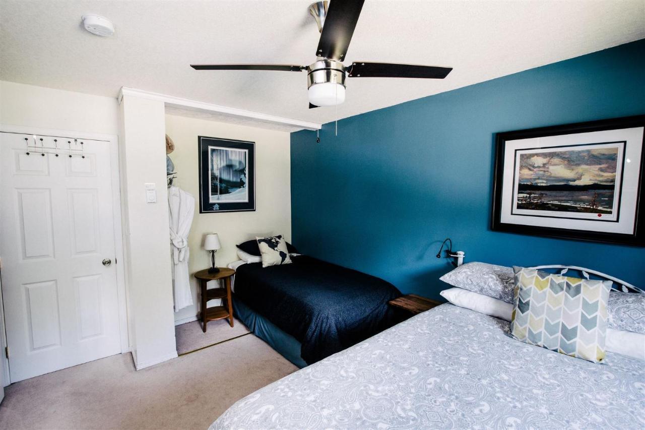 Bed & Breakfast Alpenrose Revelstoke Bed & Breakfast