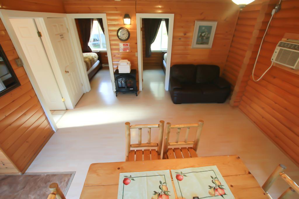 Lodge Mt. Alpine Chalets *