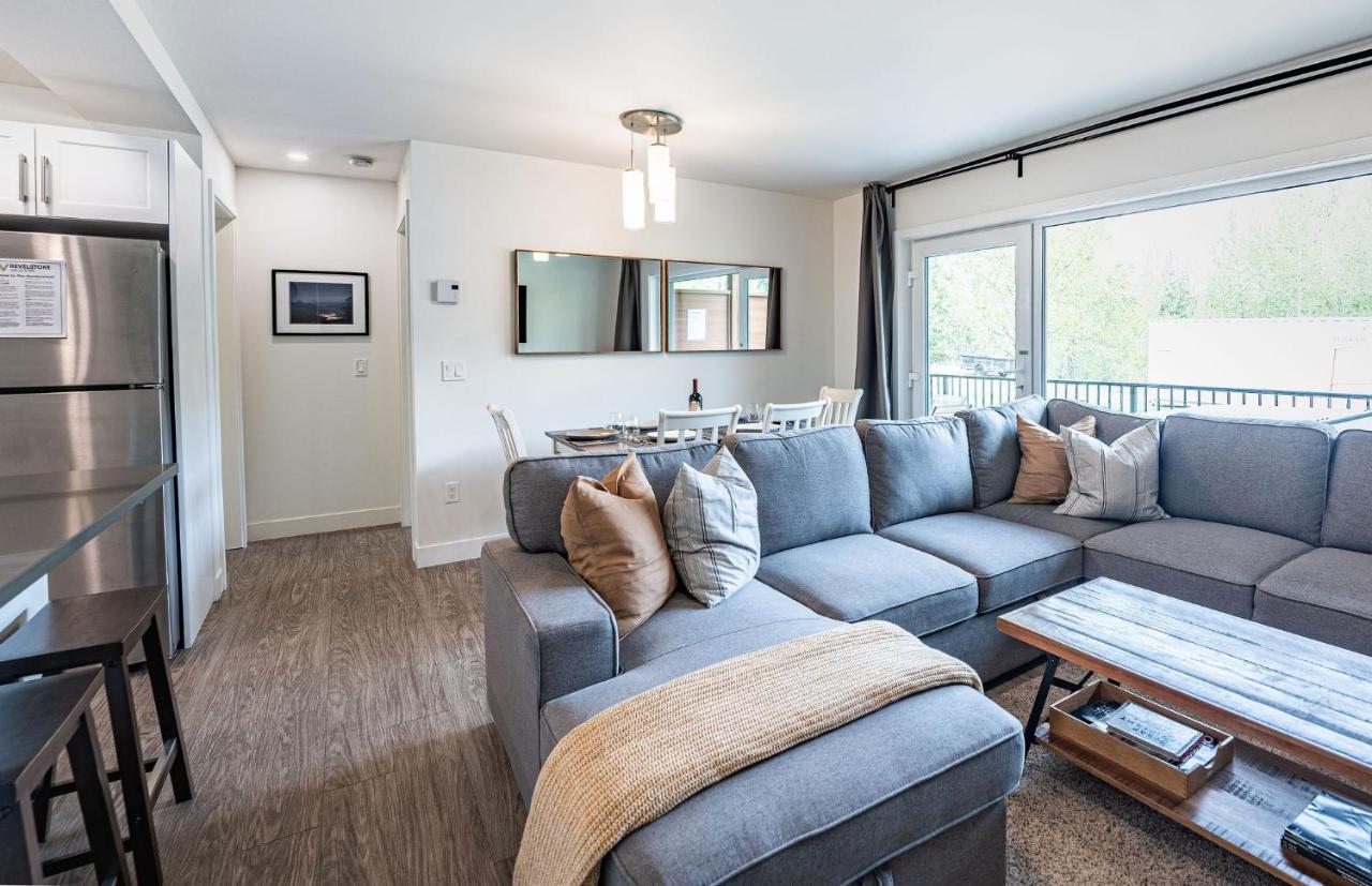 Rendezview By Vacations Apartment Revelstoke