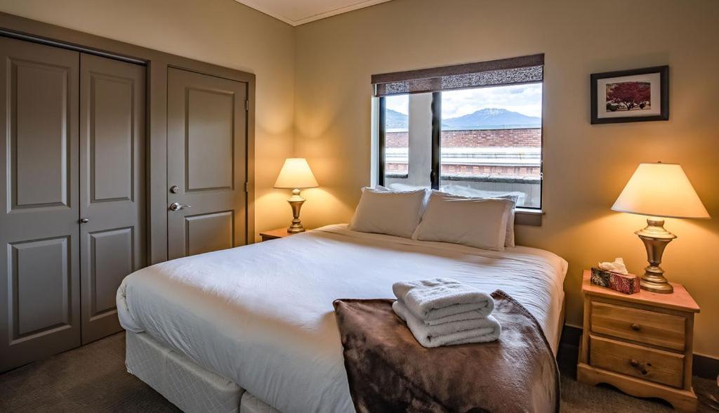 Lux Downtown By Vacations *