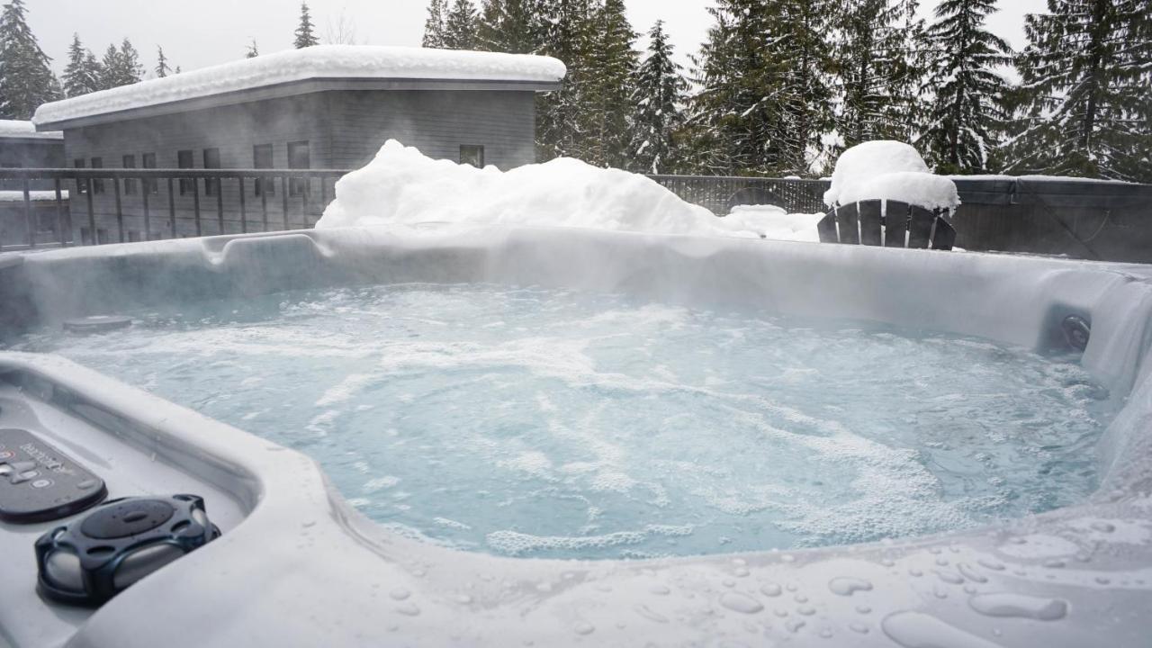 The Revy Den By Vacations