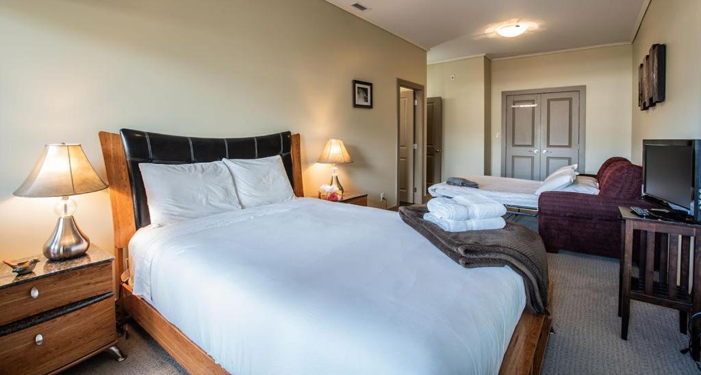 Lux Downtown By Vacations * Revelstoke