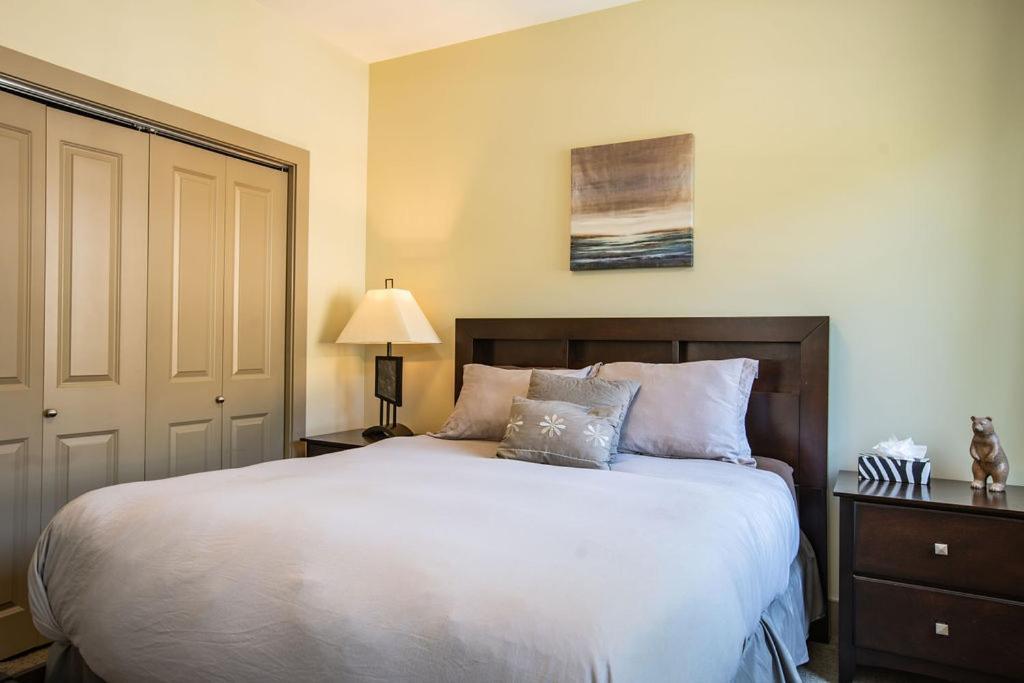 Selkirk Snug By Vacations Apartment Revelstoke