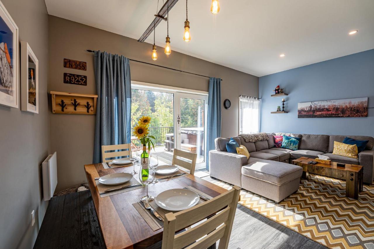Apartment Pillow By Vacations Revelstoke