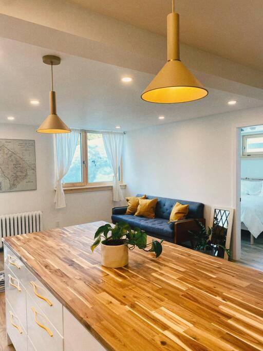 The Burrow - Downtown * Revelstoke