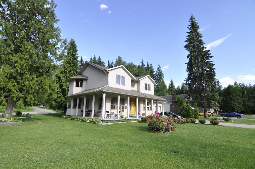 Bed & Breakfast Cornerstone 3*