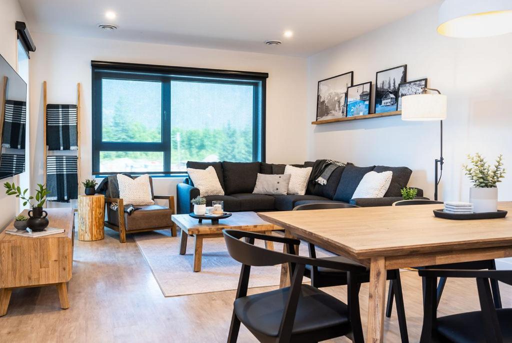 Apartment Ghost Peak By Vacations Revelstoke