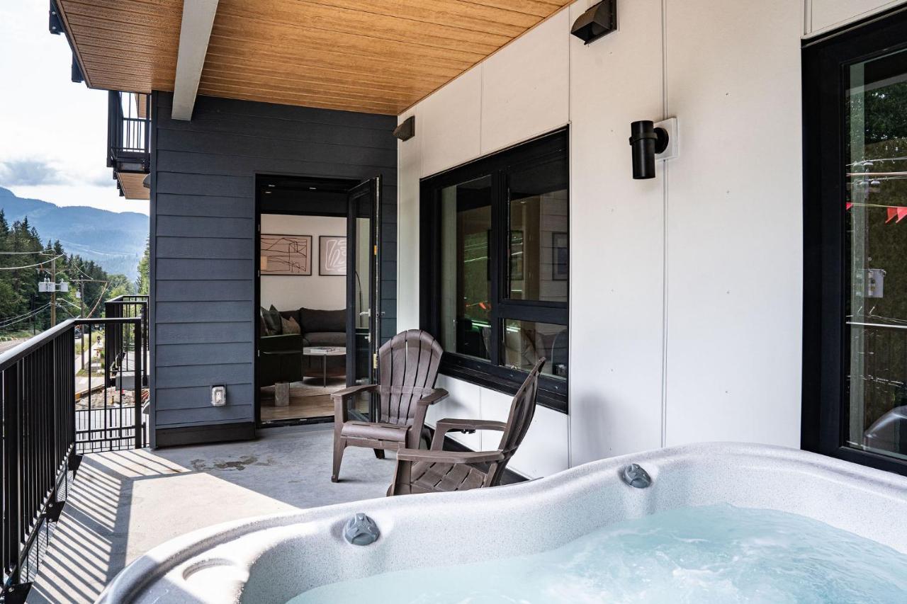 Serenity Now By Vacations Apartment Revelstoke