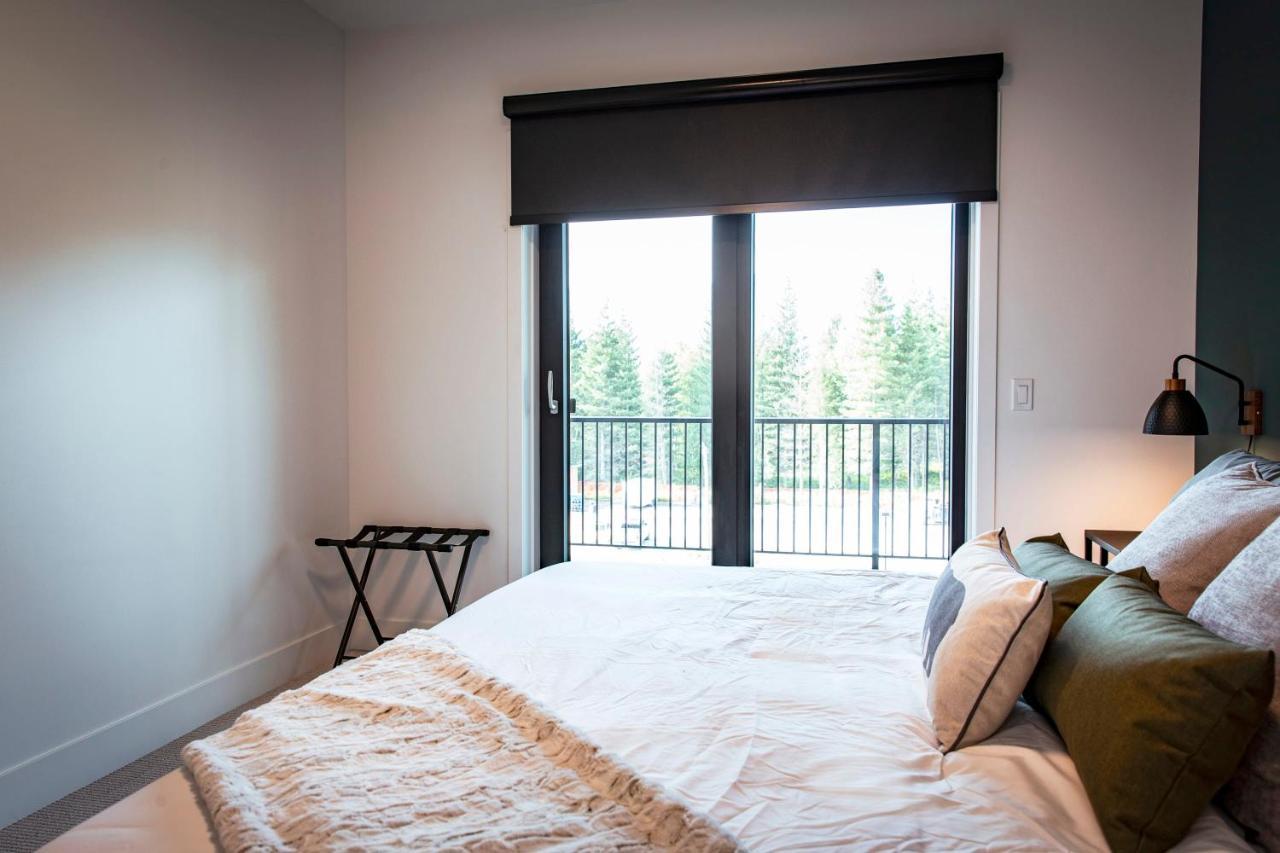 The Three Bear Penthouse - With Hot Tub Holiday home Revelstoke
