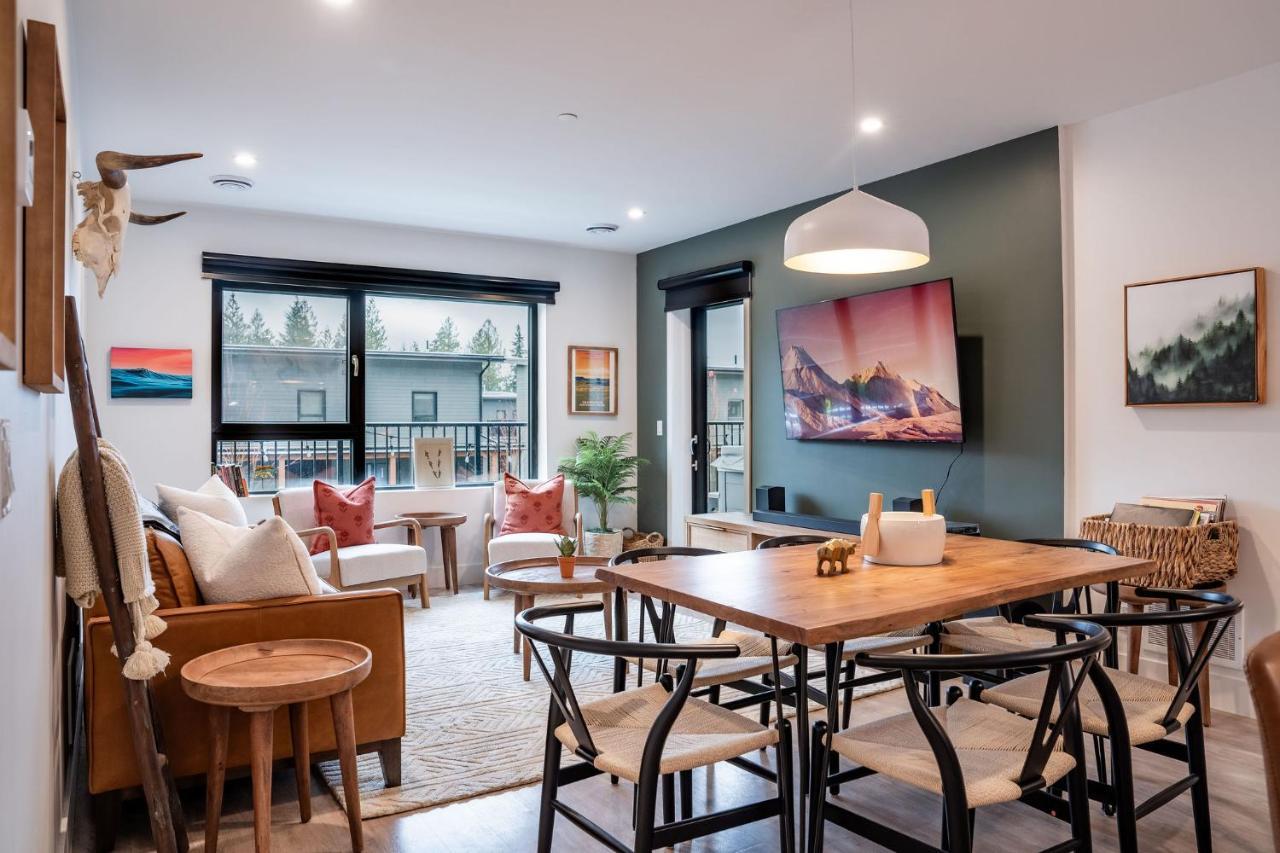 Apartment Hemlock Hangout By Vacations *
