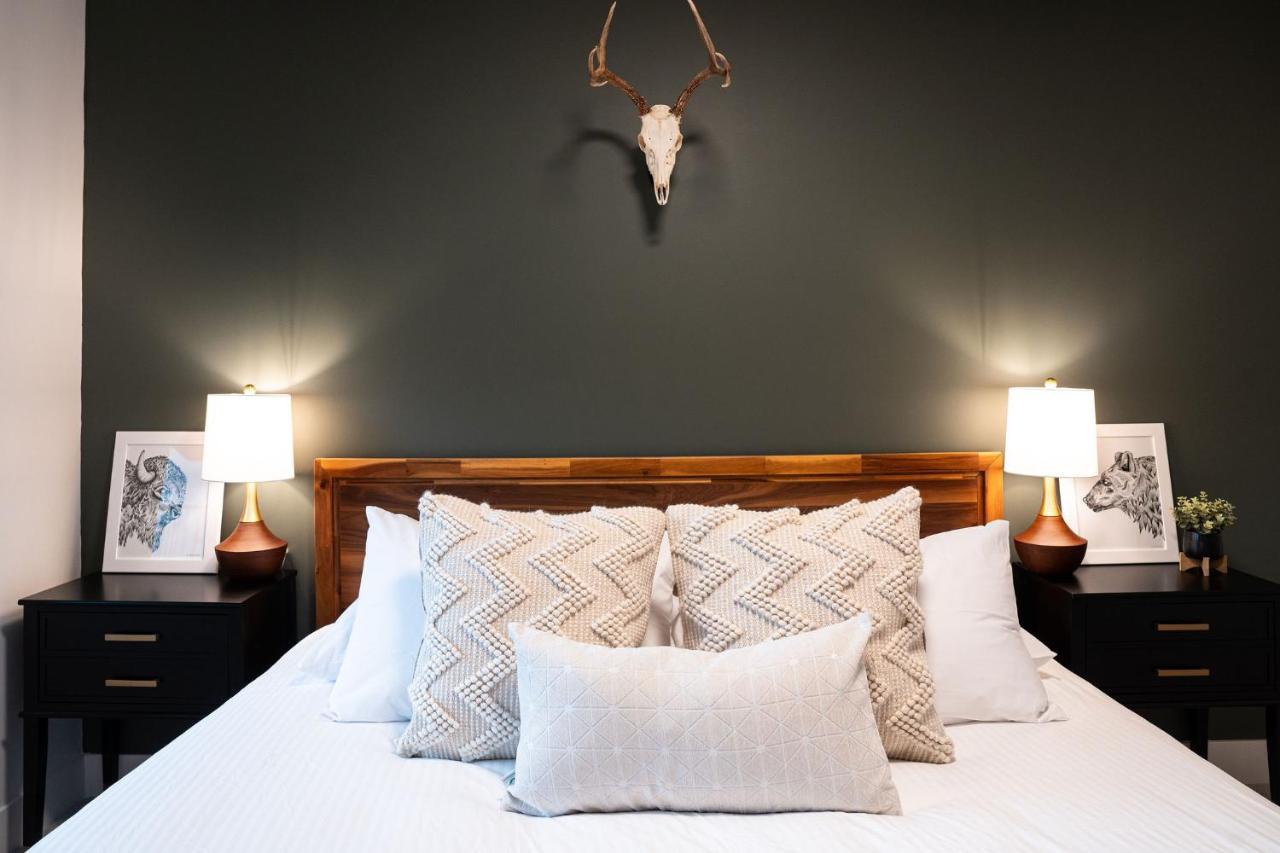 Hemlock Hangout By Vacations Apartment