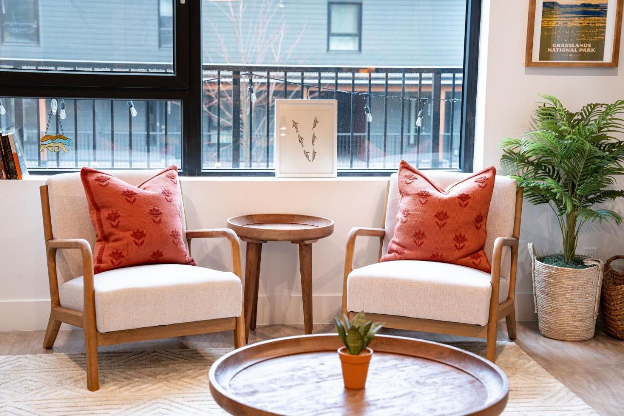 Apartment Hemlock Hangout By Vacations *