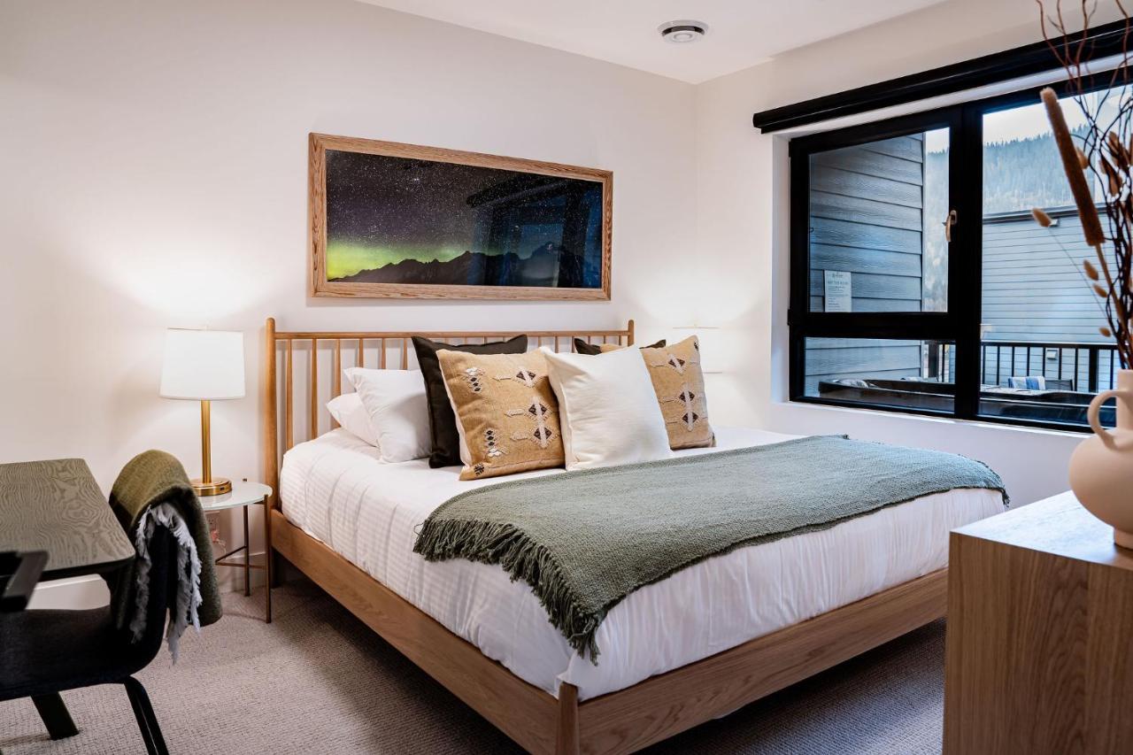 Powder Pines Retreat By Vacations Apartment Revelstoke