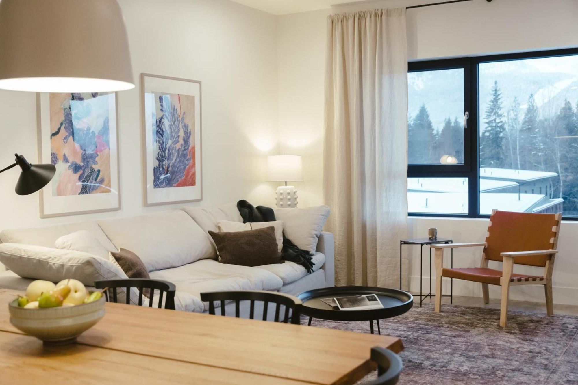 The Willow - Floor * Revelstoke