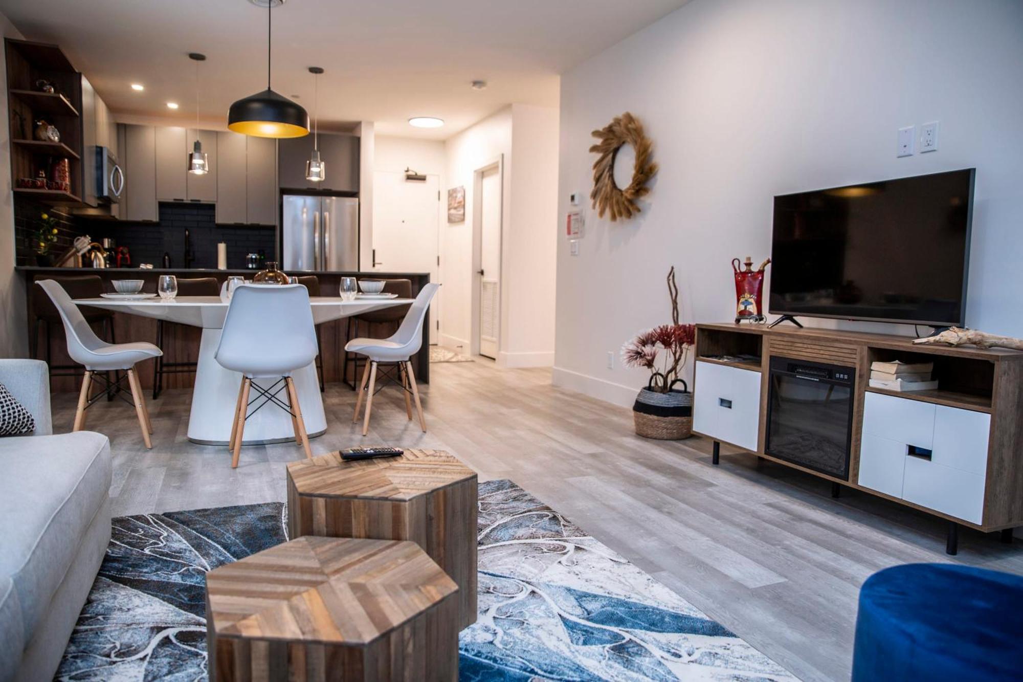 Marvel - Two Bedroom With Hot Tub *