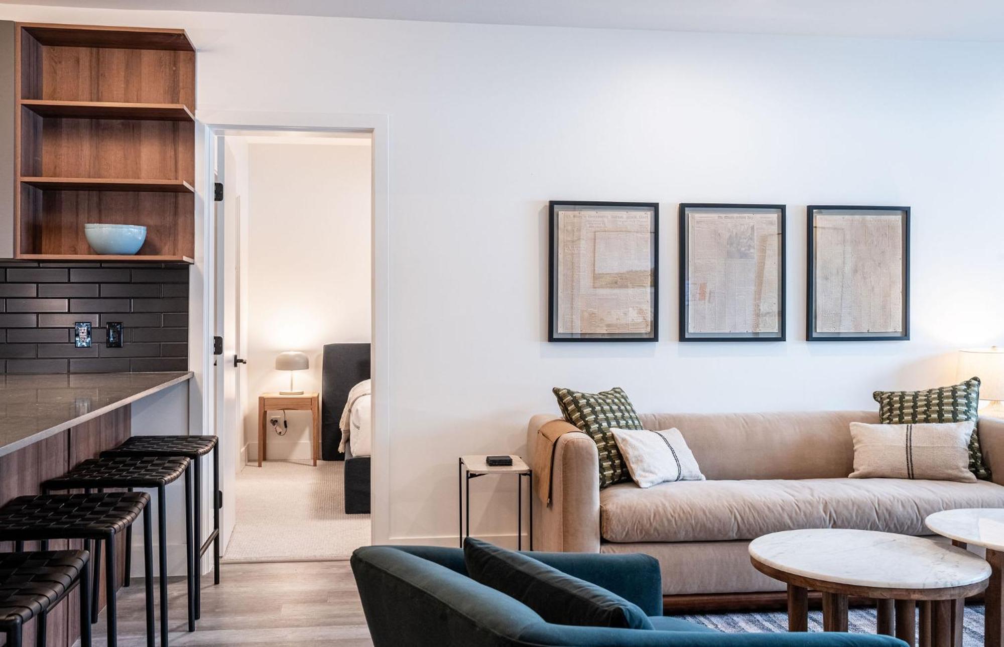Escape To Revy - Beautifully Designed * Revelstoke