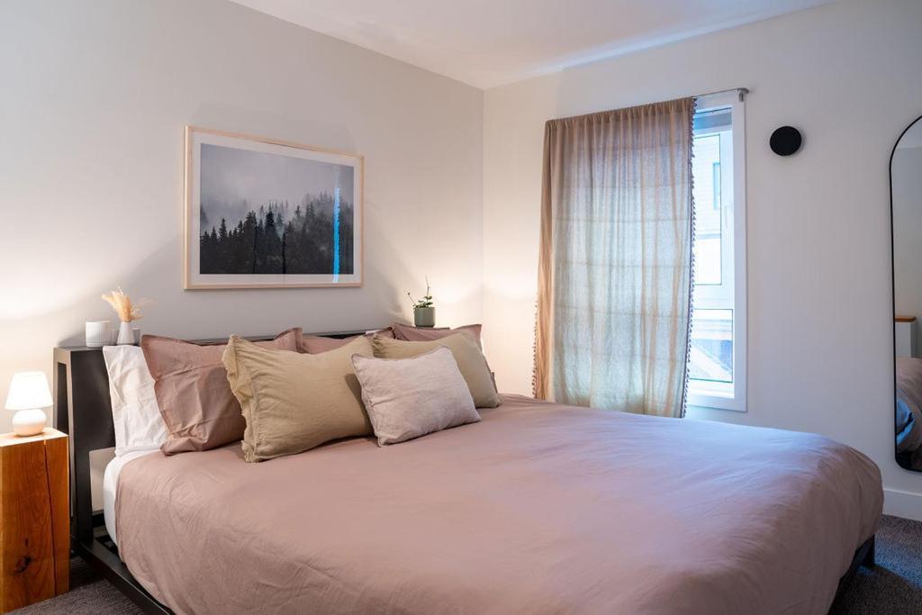 Powder Village Retreat By Vacations * Revelstoke