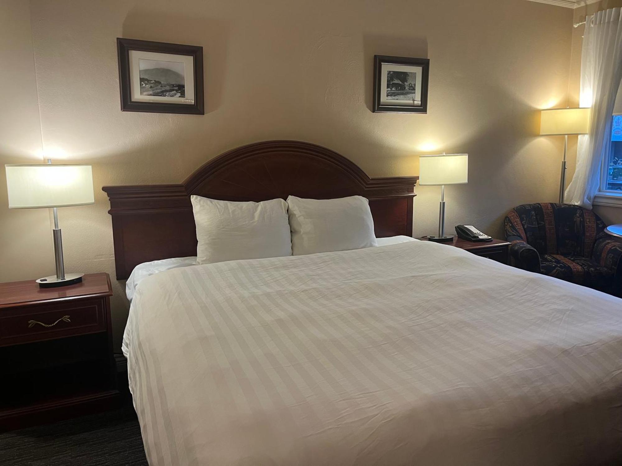 Revelstoke Lodge