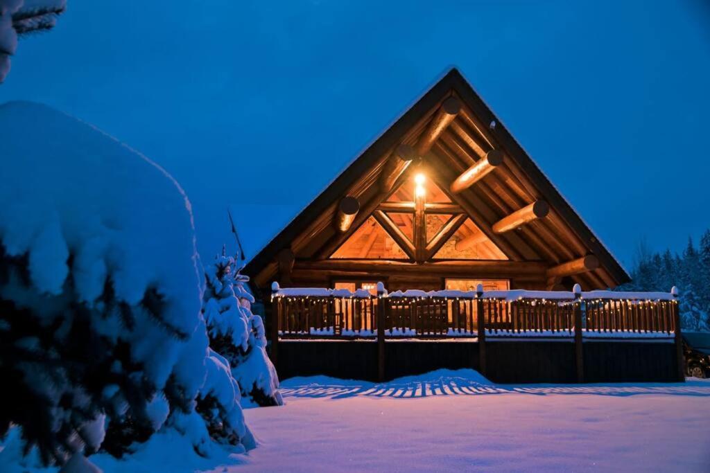 House Luxury Log House At Base Of * Revelstoke