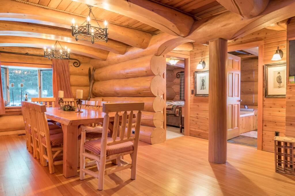 House Luxury Log House At Base Of