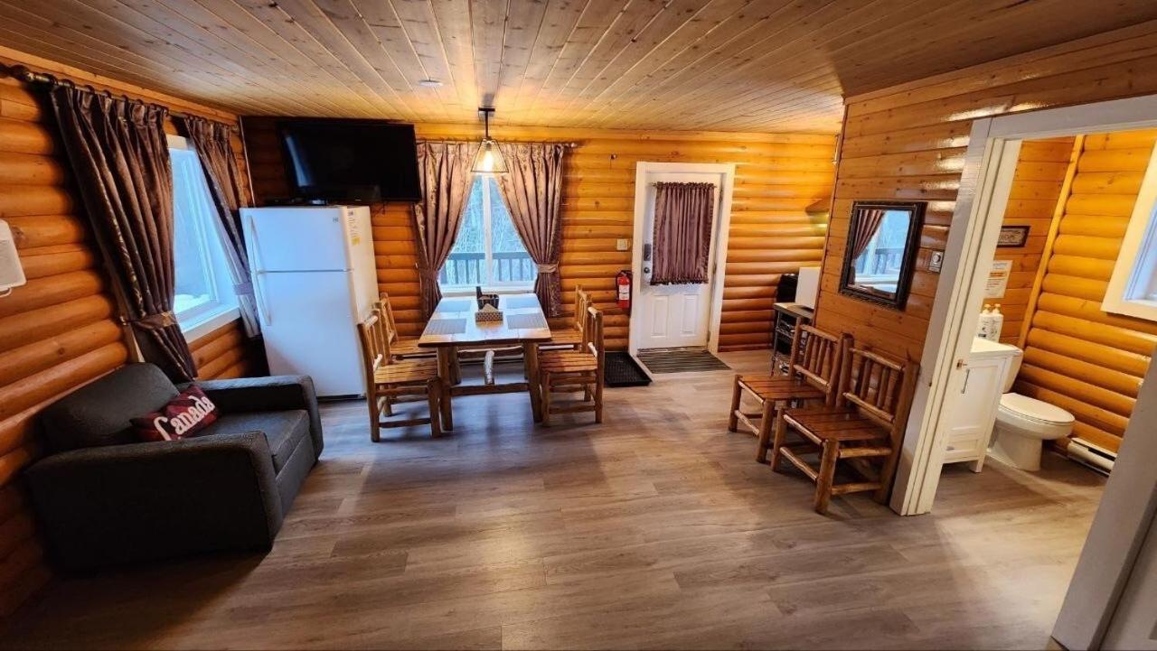 Lodge Mt. Alpine Chalets