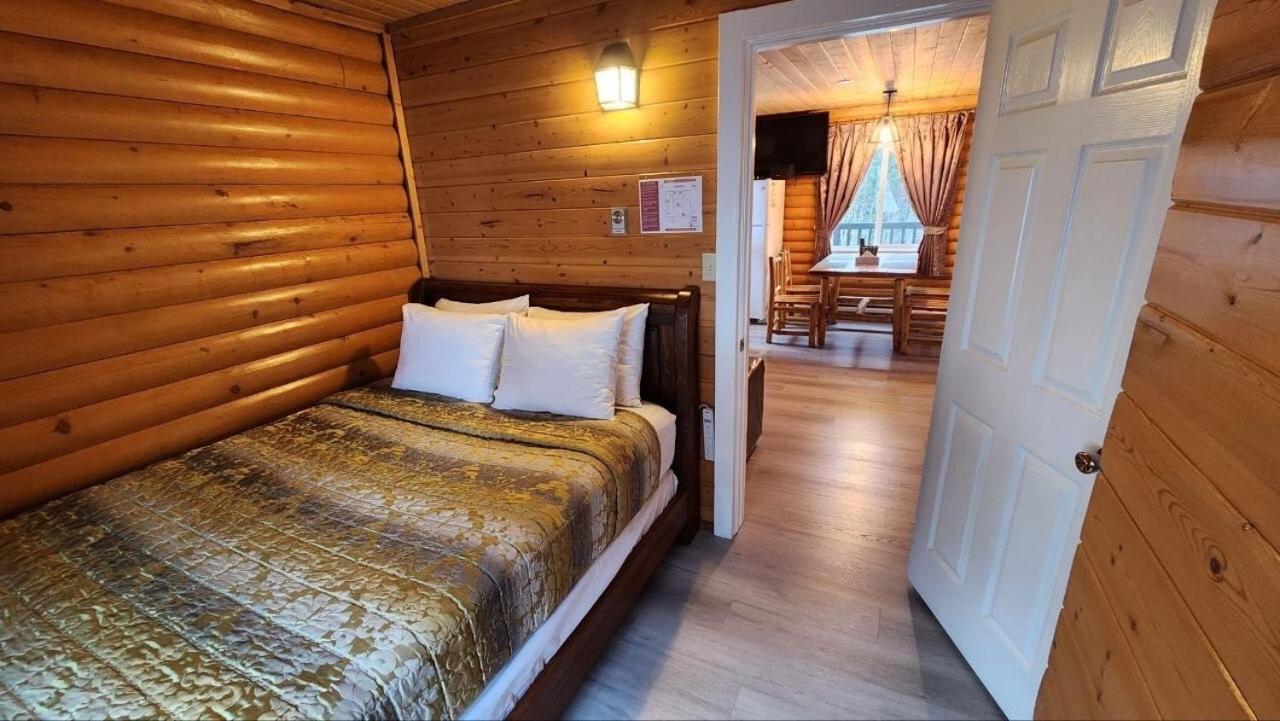 Lodge Mt. Alpine Chalets Revelstoke