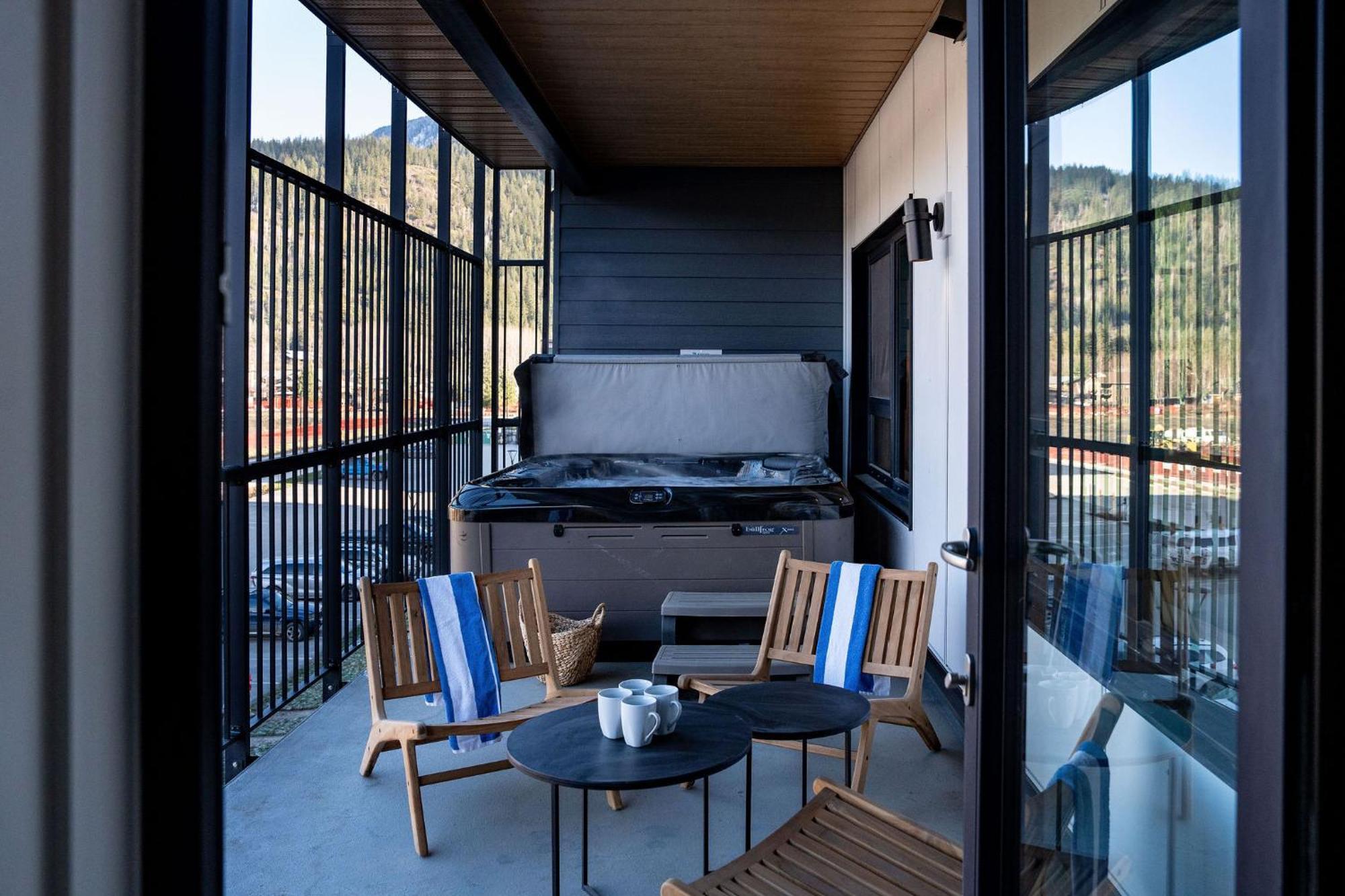 Apartment Drop In By Vacations Revelstoke