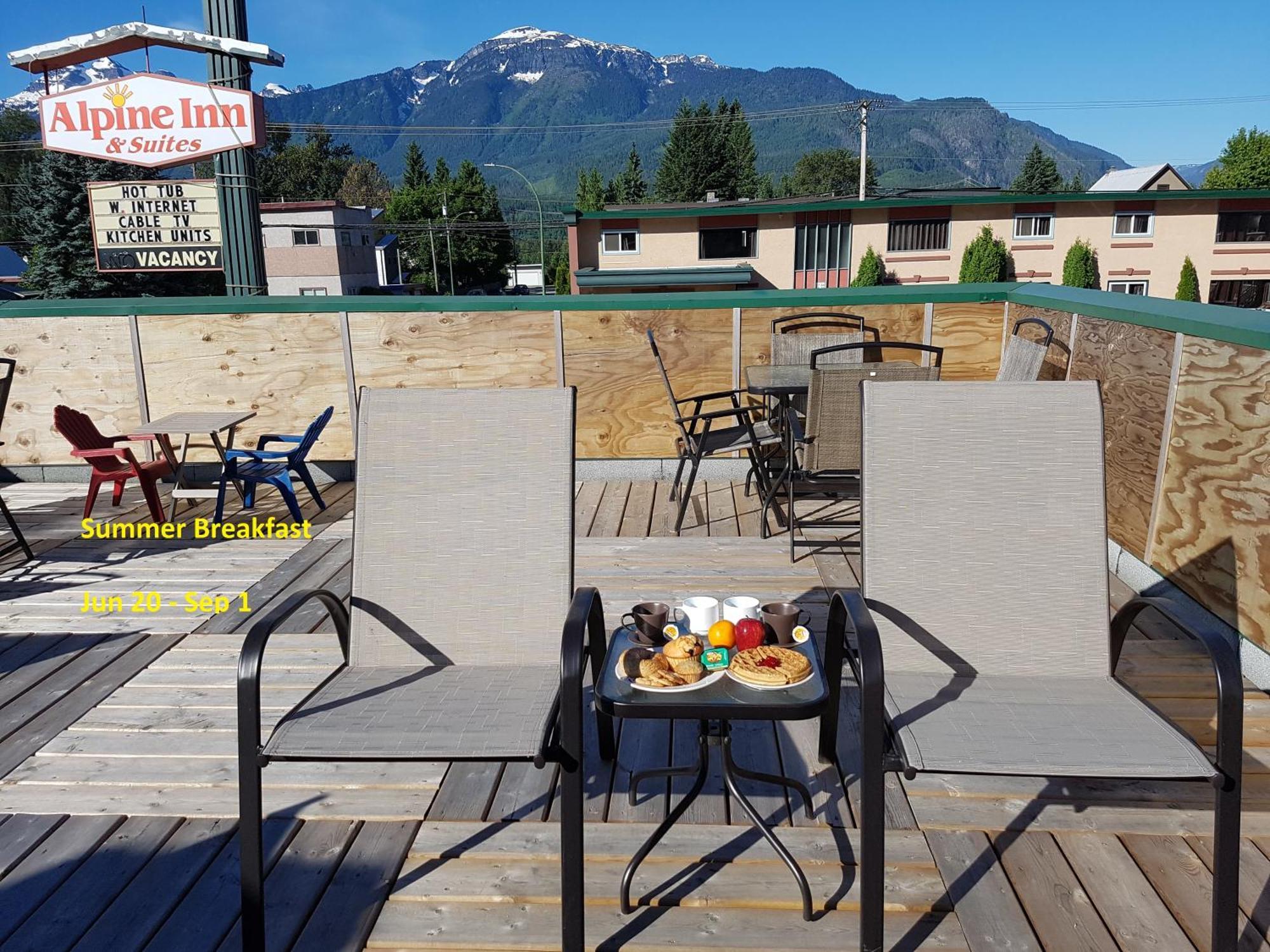 Alpine & Motel Revelstoke