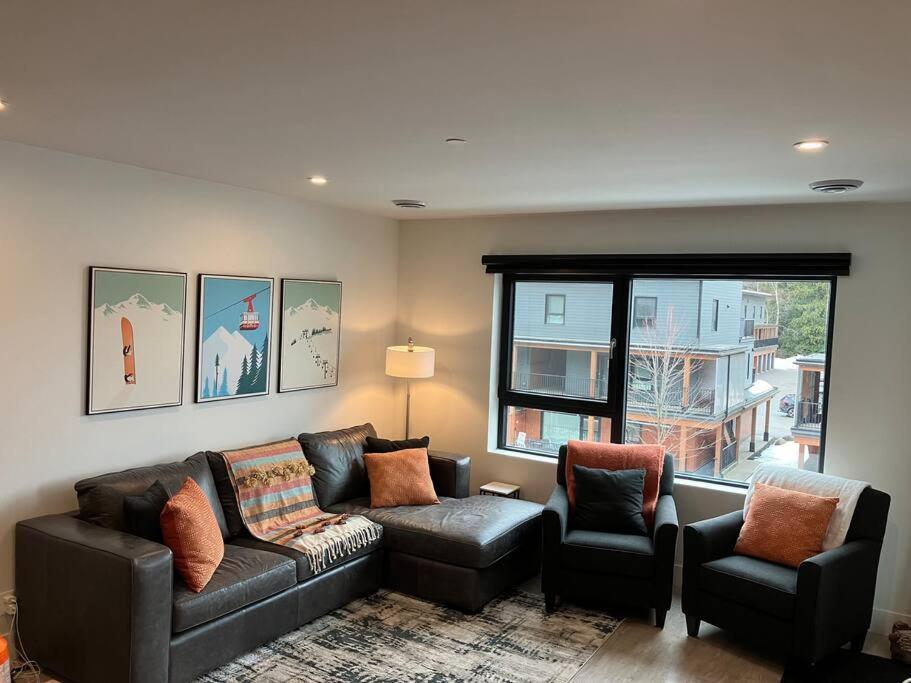 Base Camp Revy! Apartment Revelstoke