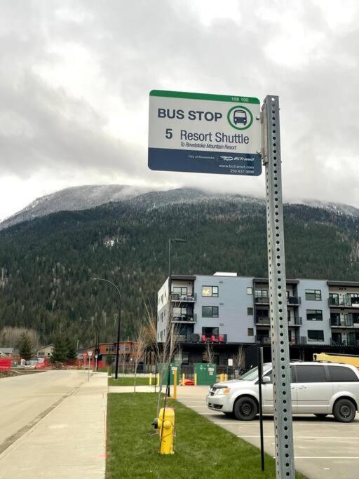 Apartment Base Camp Revy! Revelstoke