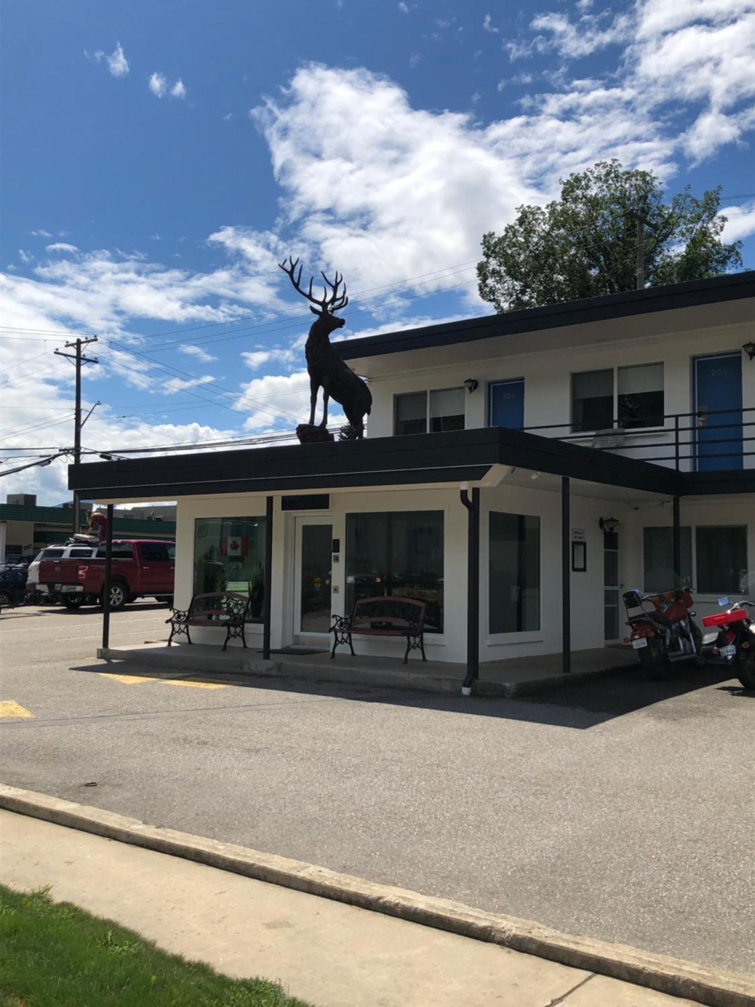 Revelstoke Lodge Motel