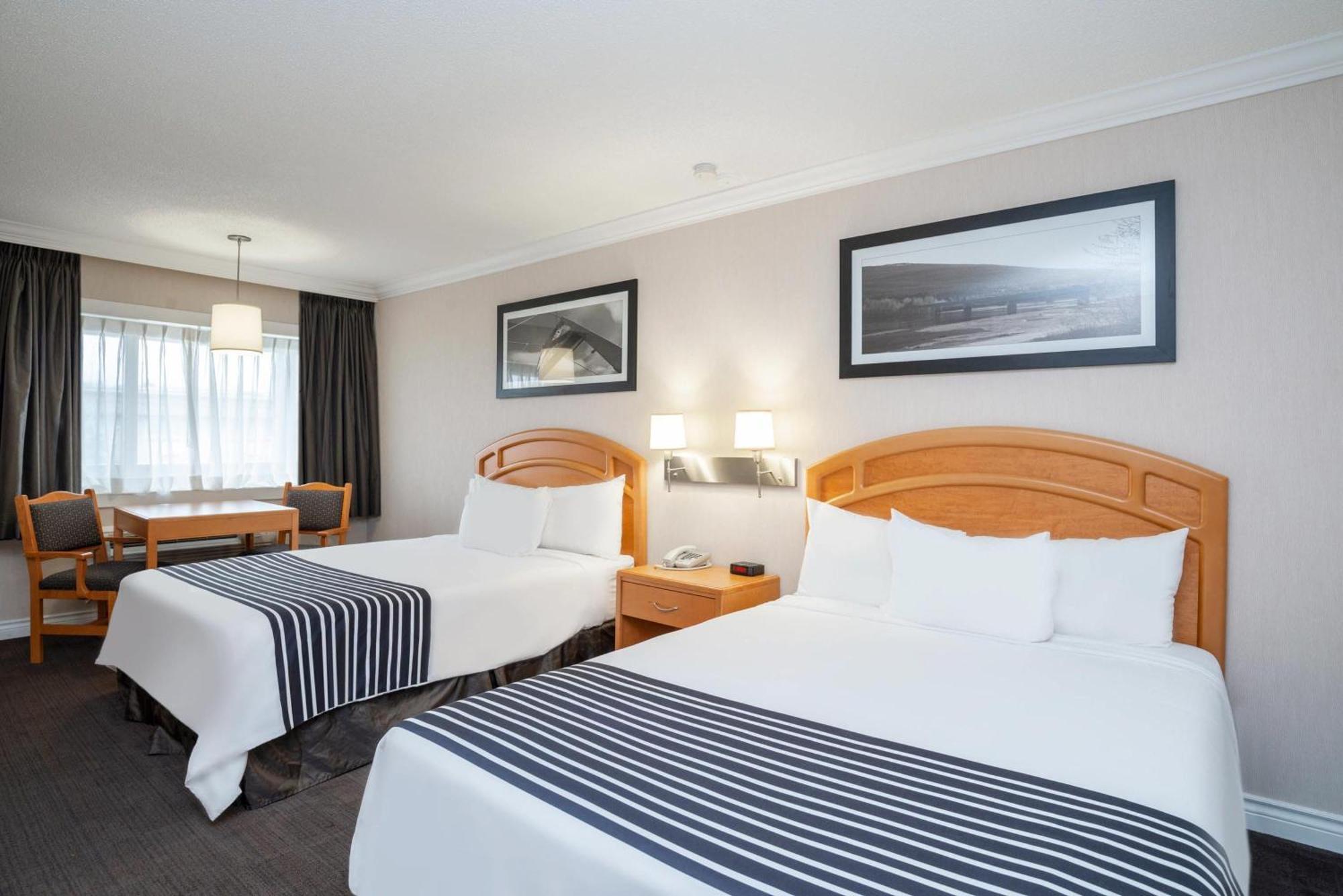 Sandman Hotel 3*