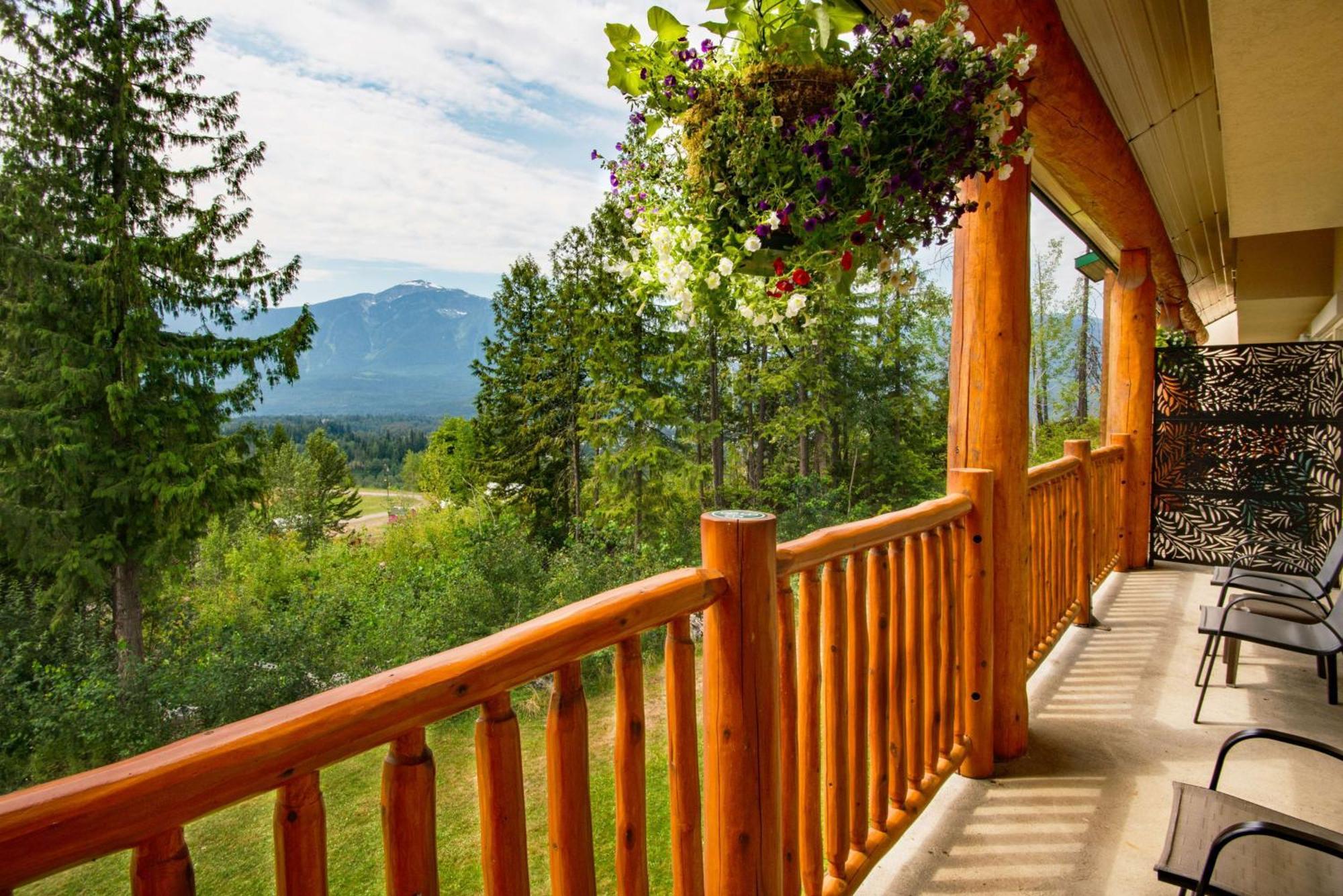 Coast Hillcrest Hotel 4*